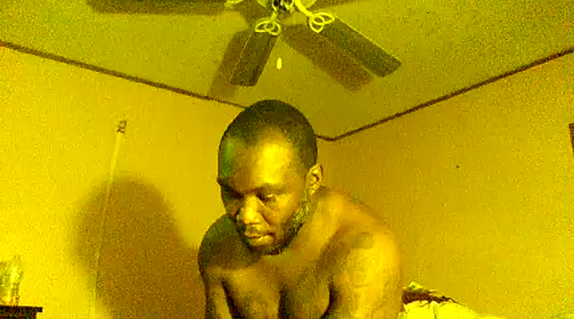 Snapshot of Mrunpredictableyouknow chatting on 02-26-25, 05:42 Mrunpredictableyouknow online show from 02-26-25, 05:42