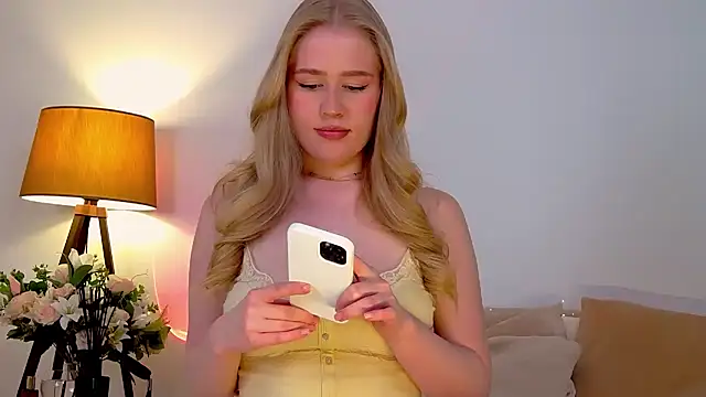 Snapshot of JuliaJaee chatting on 02-09-25, 07:30 JuliaJaee online show from 02-09-25, 07:30