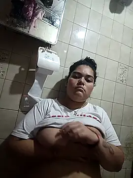 Snapshot of Paola16_6 chatting on 02-27-26, 02:06 Paola16 6 online show from 02-27-26, 02:06