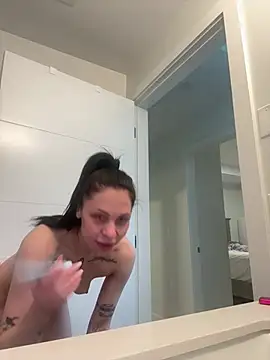 Snapshot of NattyFierros chatting on 05-22-26, 04:56 NattyFierros online show from 05-22-26, 04:56