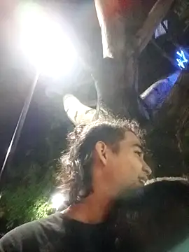 Snapshot of Boypolla11 chatting on 12-20-24, 11:37 Boypolla11 online show from 12-20-24, 11:37