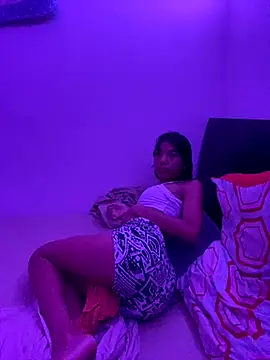 Snapshot of Boypolla11 chatting on 09-19-25, 08:05 Boypolla11 online show from 09-19-25, 08:05