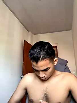 Snapshot of Boypolla11 chatting on 11-13-25, 12:59 Boypolla11 online show from 11-13-25, 12:59