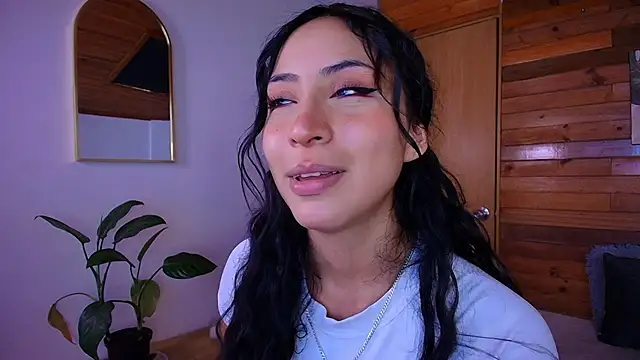 amber curly online show from 05-29-26, 05:55