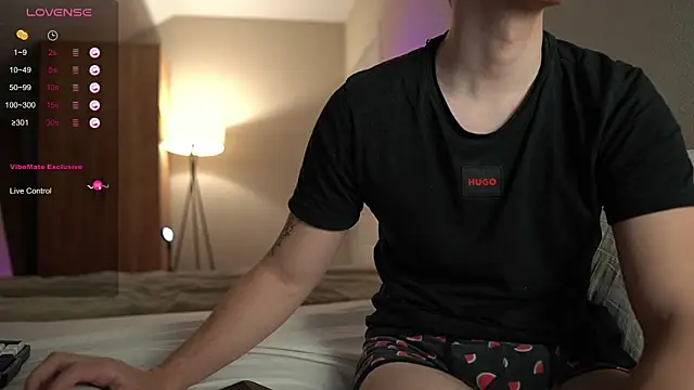 TaisonBrownX online show from 10-26-25, 07:42