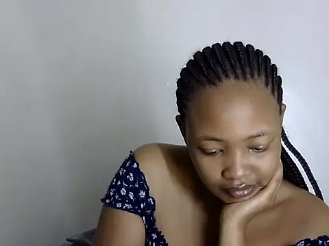 Snapshot of Q_amor2 chatting on 12-03-24, 08:28 Q amor2 online show from 12-03-24, 08:28