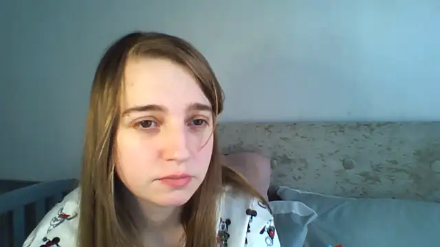 Snapshot of EvieRoseex chatting on 04-18-26, 02:54 EvieRoseex online show from 04-18-26, 02:54