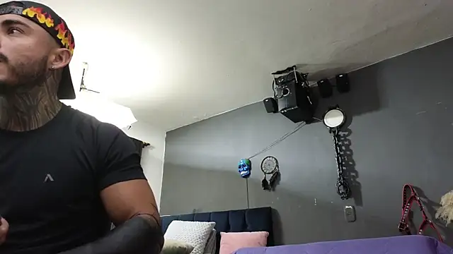 john cartter1 online show from 01-21-25, 11:03