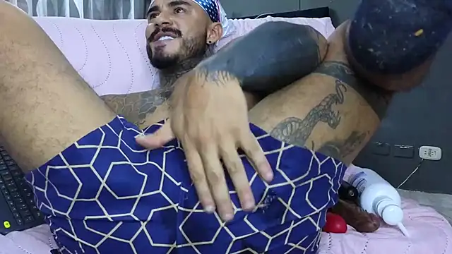 john cartter1 online show from 01-28-25, 02:10