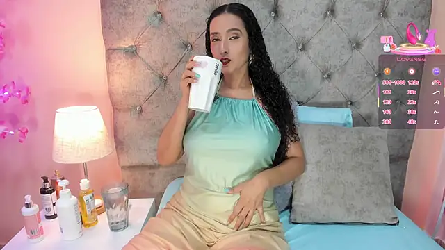 Holyjacky  online show from 03-18-25, 10:36