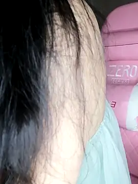 Snapshot of _Linez_ chatting on 03-16-25, 08:43  Linez  online show from 03-16-25, 08:43