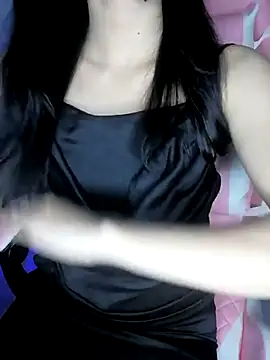 Snapshot of _Linez_ chatting on 03-19-25, 05:28  Linez  online show from 03-19-25, 05:28