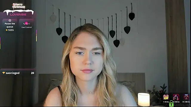 TheVanessaMaes online show from 12-17-25, 12:49