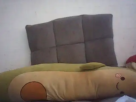 Haralushiaaax online show from 01-19-26, 02:04