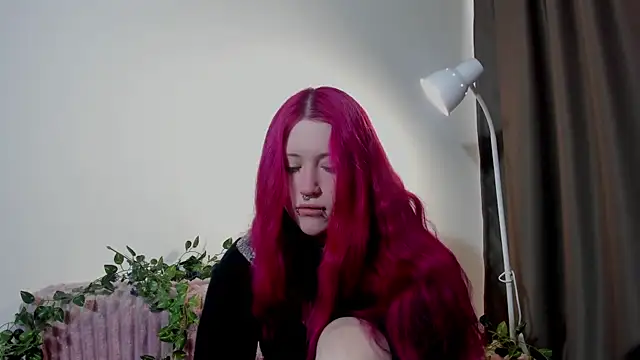 Snapshot of vergillhell chatting on 12-14-25, 08:09 vergillhell online show from 12-14-25, 08:09