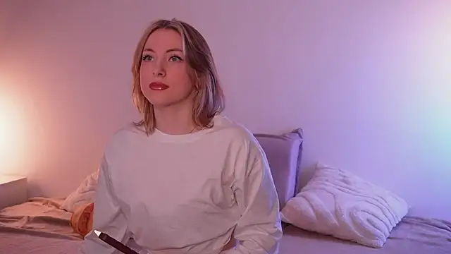 Snapshot of kris69kiss chatting on 01-14-26, 02:01 kris69kiss online show from 01-14-26, 02:01