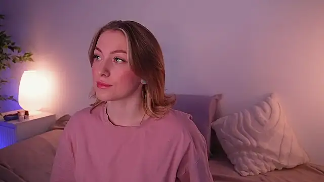 Snapshot of kris69kiss chatting on 02-25-26, 01:10 kris69kiss online show from 02-25-26, 01:10