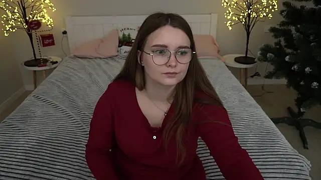 Snapshot of MagicPeachh_ chatting on 12-23-24, 07:28 MagicPeachh online show from 12-23-24, 07:28
