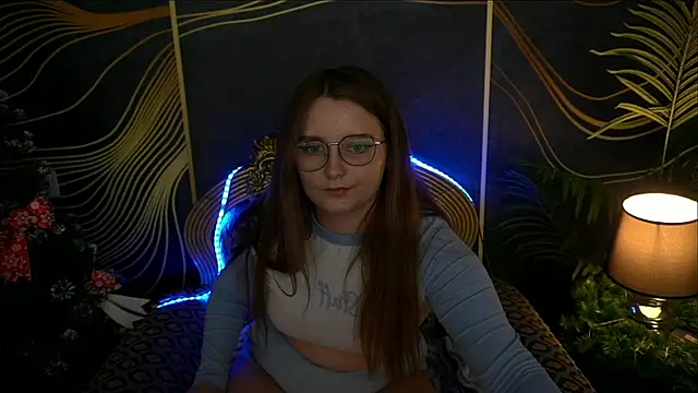 Snapshot of MagicPeachh_ chatting on 01-01-25, 03:46 MagicPeachh online show from 01-01-25, 03:46