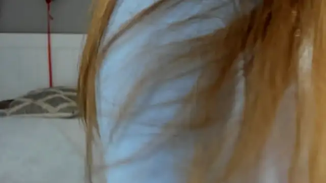 Snapshot of MagicPeachh_ chatting on 03-17-25, 02:12 MagicPeachh online show from 03-17-25, 02:12