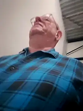 andrejoyfull64 online show from 11-19-25, 12:38