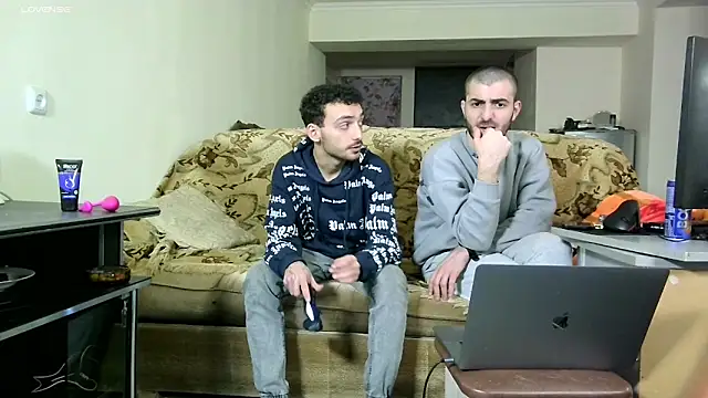 Barney Tedd online show from 12-30-24, 01:04