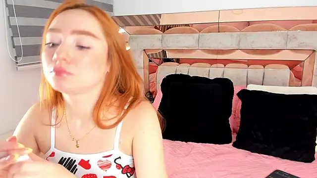 CamiiLovers online show from 03-27-26, 12:16