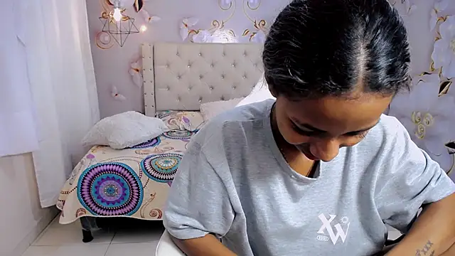 jasmin brunette  online show from 12-10-24, 11:54