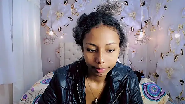 jasmin brunette  online show from 12-12-24, 12:01