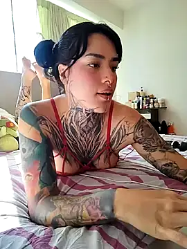 taaylor33 online show from 10-01-25, 07:53