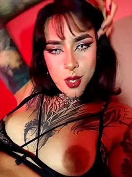 taaylor33 online show from 11-15-25, 05:27