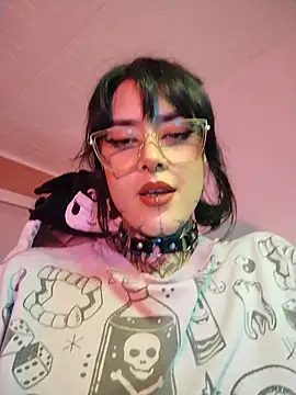 taaylor33 online show from 03-26-26, 12:17