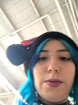 Snapshot of GerallFoxxx chatting on 12-23-24, 10:23 GerallFoxxx online show from 12-23-24, 10:23