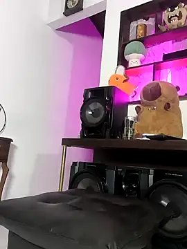 Snapshot of GerallFoxxx chatting on 02-08-25, 11:24 GerallFoxxx online show from 02-08-25, 11:24