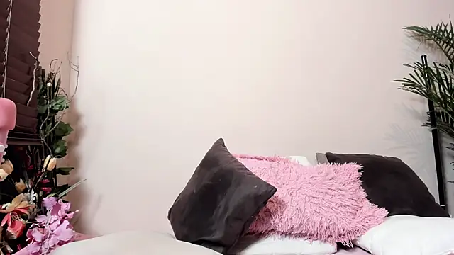 sara  lynn online show from 03-20-25, 03:45