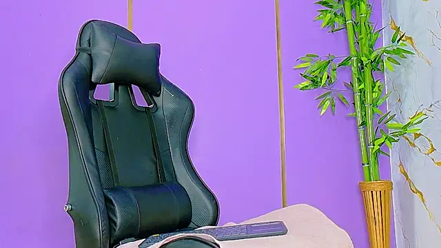 Snapshot of scarlet-jonesx chatting on 11-04-25, 02:54 scarlet-jonesx online show from 11-04-25, 02:54