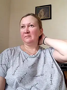 blondyaguar online show from 12-21-24, 08:39