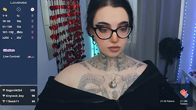 Snapshot of Dixi_Pixi_ chatting on 02-15-26, 08:02 Dixi Pixi online show from 02-15-26, 08:02