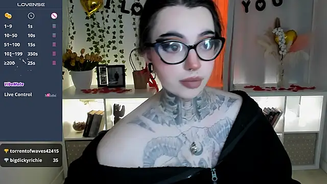 Snapshot of Dixi_Pixi_ chatting on 02-20-26, 06:26 Dixi Pixi online show from 02-20-26, 06:26