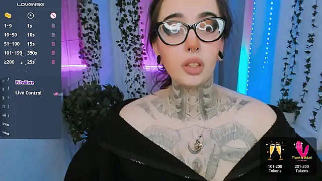 Dixi Pixi  online show from 03-08-26, 05:44