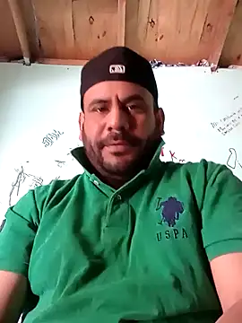 Snapshot of Loko4204ff37b chatting on 06-23-26, 04:27 Loko4204ff37b online show from 06-23-26, 04:27
