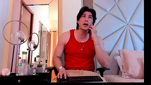 Karimferrer online show from 01-23-25, 04:19