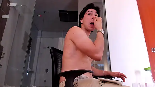 Karimferrer online show from 02-03-25, 08:24