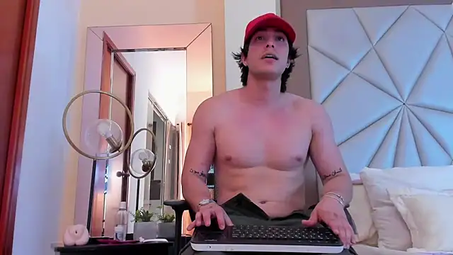 Karimferrer online show from 02-04-25, 07:18