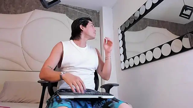 Karimferrer online show from 09-16-25, 09:05