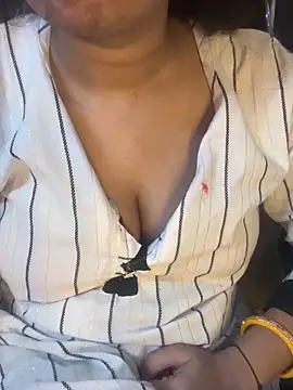 Spicy sari girl online show from 03-07-26, 05:48