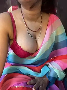 Spicy sari girl online show from 04-09-26, 04:12