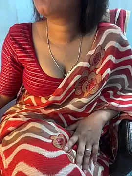 Snapshot of Spicy_sari_girl chatting on 05-31-26, 03:36 Spicy sari girl online show from 05-31-26, 03:36
