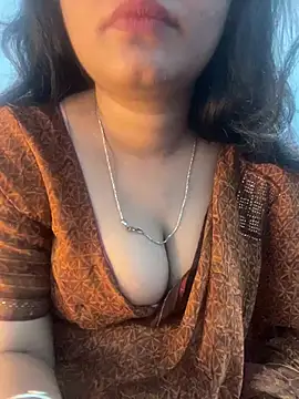 Snapshot of Spicy_sari_girl chatting on 07-07-26, 04:15 Spicy sari girl online show from 07-07-26, 04:15
