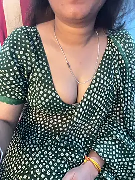 Snapshot of Spicy_sari_girl chatting on 07-28-26, 04:41 Spicy sari girl online show from 07-28-26, 04:41